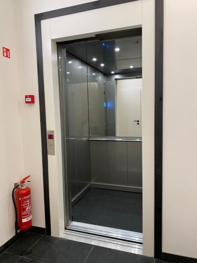 אנטוורפן Isabel Apartments מראה חיצוני תמונה